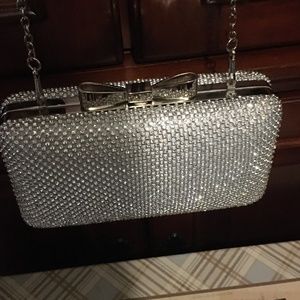 Diamond clutch